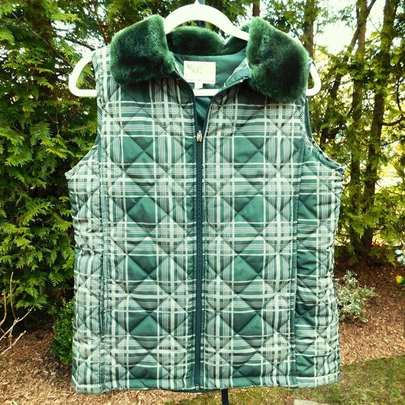 Debbie Morgan Quilted Zip-Front Vest with Faux Fur Collar - Picture 1 of 3